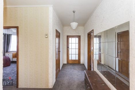 Photo of property in 25 Park Road, West End, Palmerston North, 4412