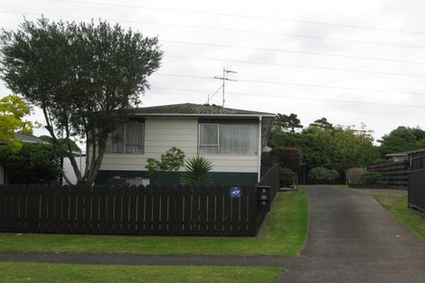 Photo of property in 33b Kindergarten Drive, Conifer Grove, Takanini, 2112