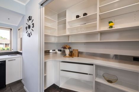 Photo of property in 8 Crowden Place, Harrowfield, Hamilton, 3210