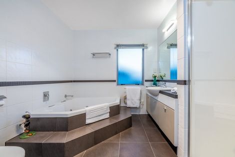 Photo of property in 37b Macleans Road, Bucklands Beach, Auckland, 2014