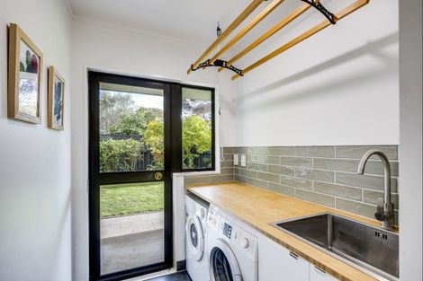 Photo of property in 5 Woodlands Drive, Havelock North, 4130