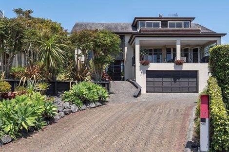 Photo of property in 4a Cleary Terrace, Cockle Bay, Auckland, 2014