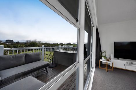 Photo of property in 289 High Street, Eltham, 4322