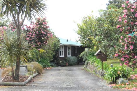 Photo of property in 5 Naera Place, Kawaha Point, Rotorua, 3010