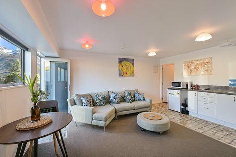 Photo of property in 8 Invincible Drive, Glenorchy, 9372