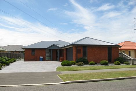 Photo of property in 78 Mauger Drive, Heathcote Valley, Christchurch, 8022