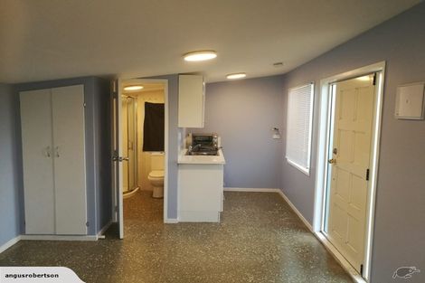 Photo of property in 54 Divich Avenue, Te Atatu South, Auckland, 0610