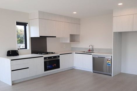 Photo of property in 69b Astley Avenue, New Lynn, Auckland, 0600