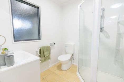 Photo of property in 80 Erlestoke Crescent, Churton Park, Wellington, 6037