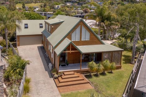 Photo of property in 12 Cathedral Court, Hahei, Whitianga, 3591