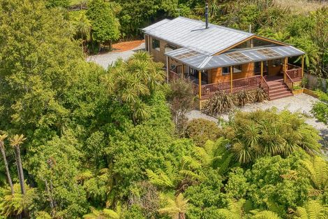 Photo of property in 226 Woodstock-rimu Road, Ruatapu, Hokitika, 7883