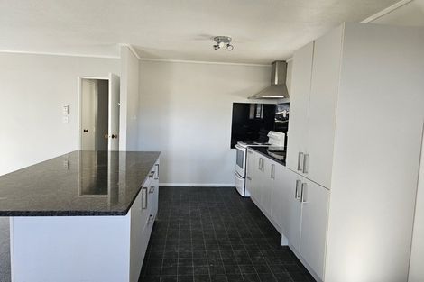 Photo of property in 154 Sievers Grove, Cannons Creek, Porirua, 5024