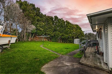 Photo of property in 6 Crosby Road, West Harbour, Auckland, 0618