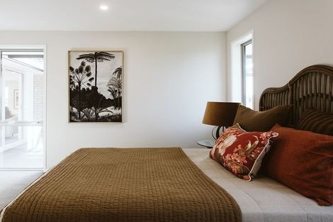 Photo of property in 14 Megaw Close, Whalers Gate, New Plymouth, 4310