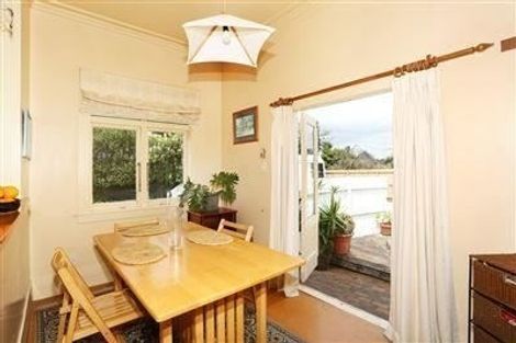 Photo of property in 20 Wellington Street, Papakura, 2110