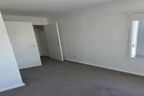 Photo of property in 115 Banks Street, Marfell, New Plymouth, 4310