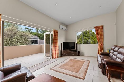 Photo of property in 2/31 Princes Street, Northcote Point, Auckland, 0627