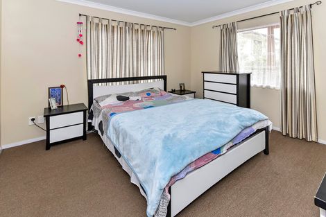 Photo of property in 63c Redoubt Road, Goodwood Heights, Auckland, 2105