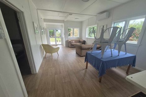 Photo of property in 21 Manuka Street, Otaki Beach, Otaki, 5512