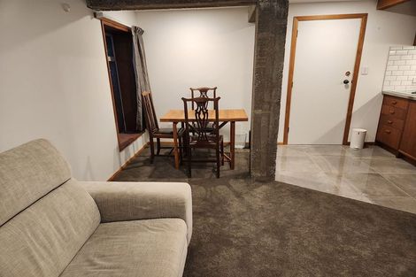 Photo of property in 34 Cannon Hill Crescent, Mount Pleasant, Christchurch, 8081