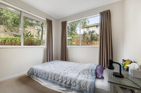Photo of property in 51 Salamanca Road, Sunnynook, Auckland, 0620