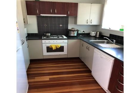 Photo of property in 26 Rotoiti Avenue, Pakuranga Heights, Auckland, 2010