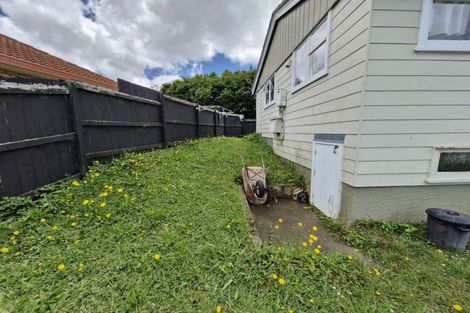 Photo of property in 4a Shoreham Street, Avondale, Auckland, 0600