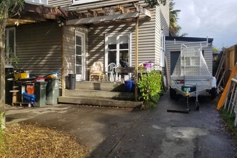 Photo of property in 25 Line Road, Glen Innes, Auckland, 1072