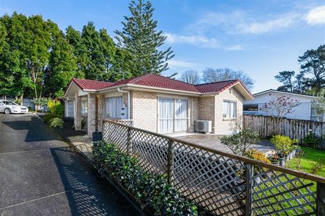 Photo of property in 345a Triangle Road, Massey, Auckland, 0614