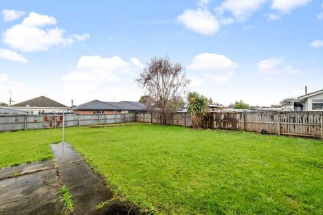 Photo of property in 30 Paddington Street, Northcote, Christchurch, 8052