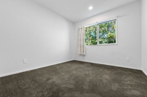 Photo of property in 25a Larnoch Road, Henderson, Auckland, 0610