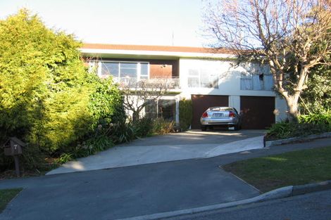 Photo of property in 7 Dalefield Drive, Cashmere, Christchurch, 8022