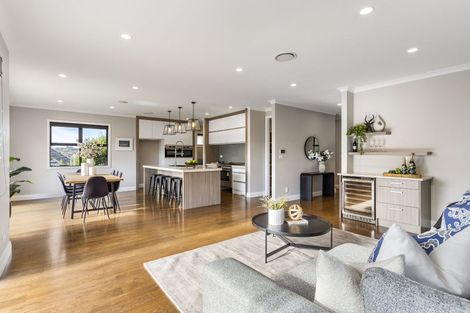 Photo of property in 16 Miller Rise, Silverdale, 0932