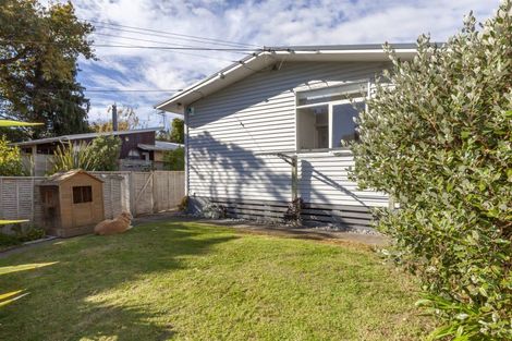 Photo of property in 80 Renown Road, Raumati South, Paraparaumu, 5032