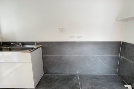 Photo of property in 1/17 Powrie Street, Glenfield, Auckland, 0629