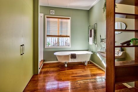 Photo of property in 3 Jessie Street, Petone, Lower Hutt, 5012