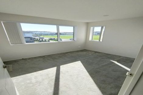 Photo of property in 75 Rosewell Crescent, Flat Bush, Auckland, 2019