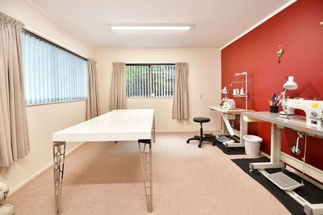 Photo of property in 3 Higham Ferrers Place, Red Beach, 0932