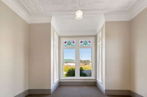 Photo of property in 20 Cambridge Street, Patea, 4520