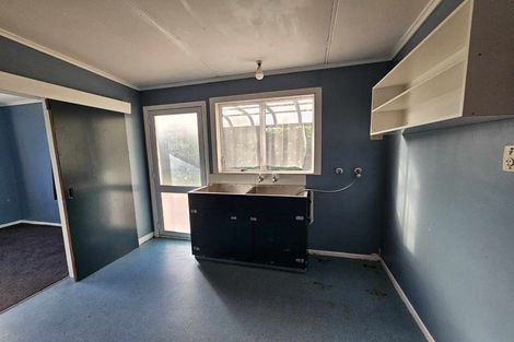 Photo of property in 34 Polson Street, Castlecliff, Whanganui, 4501