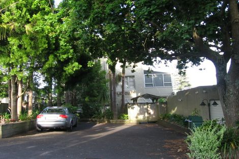 Photo of property in 2/10 Saint Georges Bay Road, Parnell, Auckland, 1052