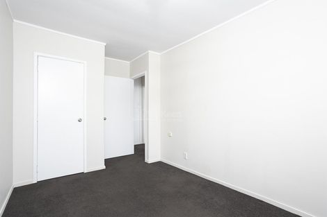 Photo of property in 6/46 School Road, Morningside, Auckland, 1021