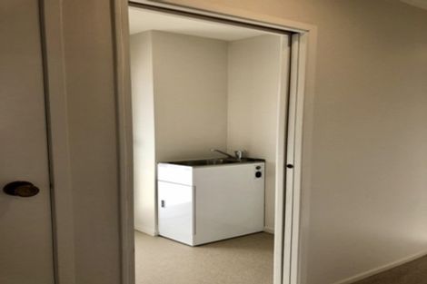 Photo of property in 2/7 Ian Place, Glendene, Auckland, 0602