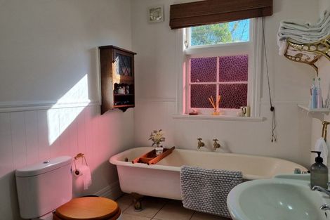 Photo of property in 14 Grey Street, Martinborough, 5711