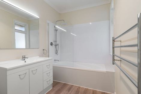 Photo of property in 218 Vogel Street, Roslyn, Palmerston North, 4414