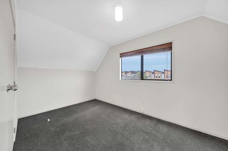 Photo of property in 3/54 Swanson Road, Henderson, Auckland, 0610