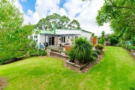 Photo of property in 449 Pine Valley Road, Dairy Flat, Silverdale, 0992