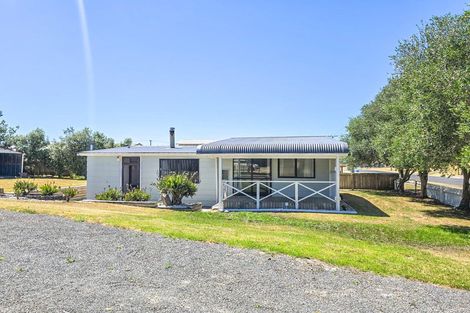 Photo of property in 15 Costello Crescent, Pukehina, Te Puke, 3189