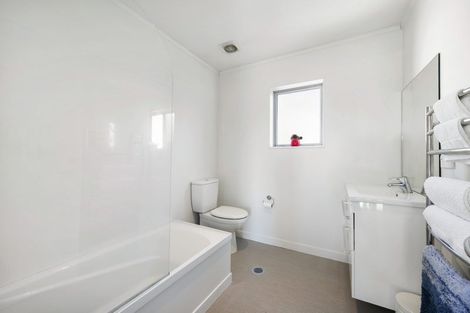 Photo of property in 5/8 Middleton Road, Johnsonville, Wellington, 6037