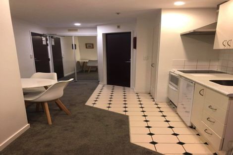 Photo of property in Terrace Heights Apartments, 4g/163 The Terrace, Wellington Central, Wellington, 6011